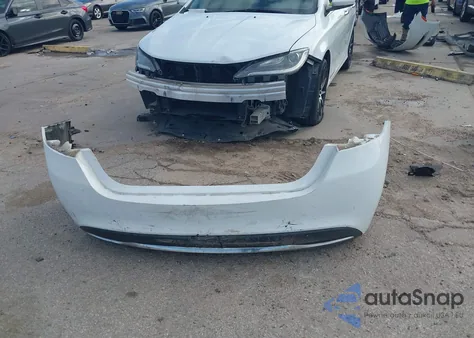 2016 Chrysler 200 Limited из США, поврежденный, VIN 1C3CCCAB3GN111682